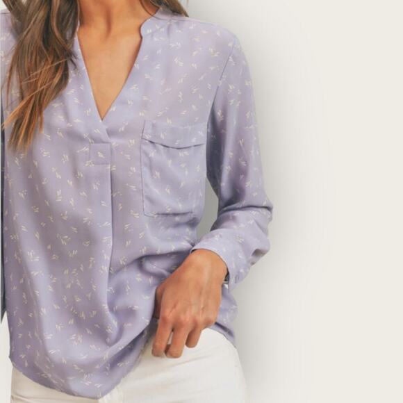 Lush | Long Sleeve V-Neck Blouse | Lilac | Size L - Picture 1 of 13